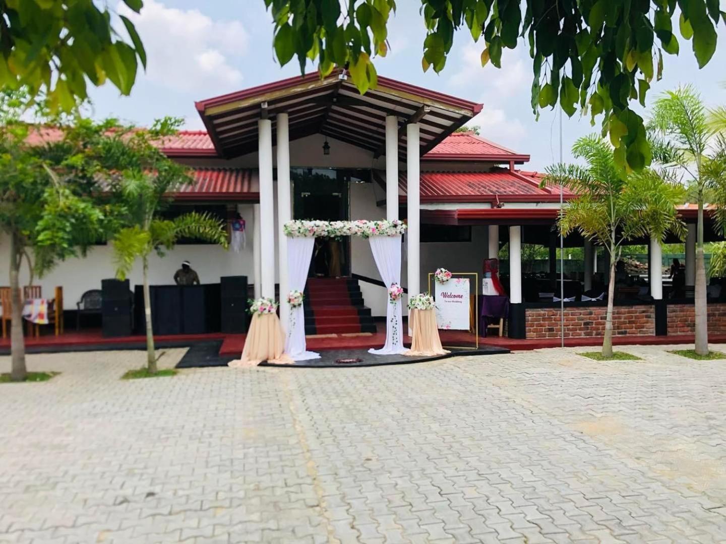 Hotel Tree Garden Wilpaththu Nochchiyagma Anuradhapura Nochchiyagama 외부 사진
