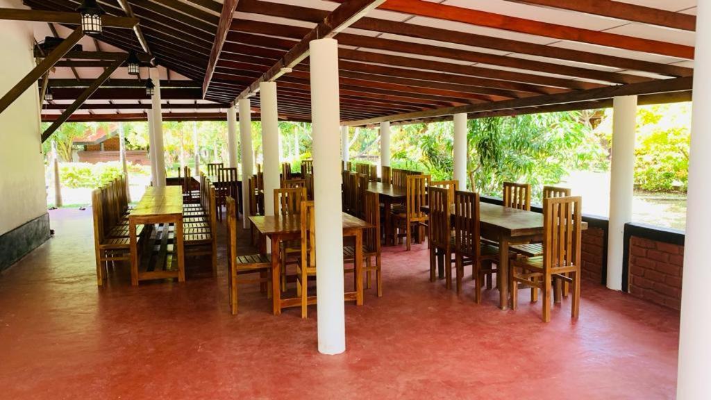 Hotel Tree Garden Wilpaththu Nochchiyagma Anuradhapura Nochchiyagama 외부 사진